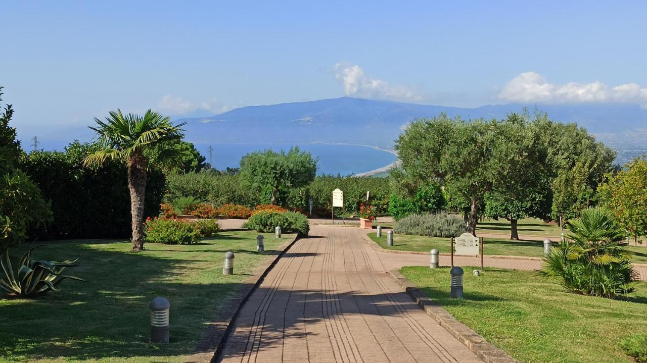 Popilia Country Resort Pizzo  Buitenkant foto