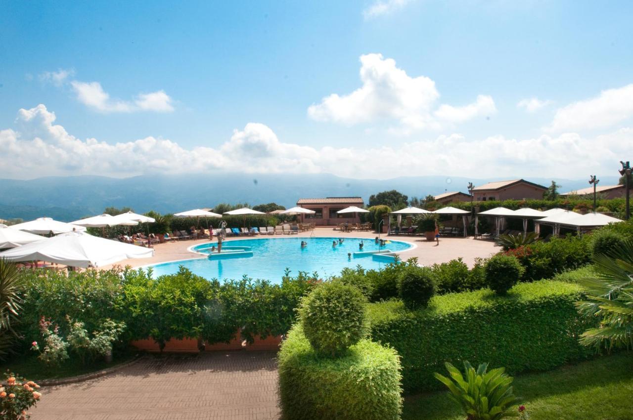 Popilia Country Resort Pizzo  Buitenkant foto